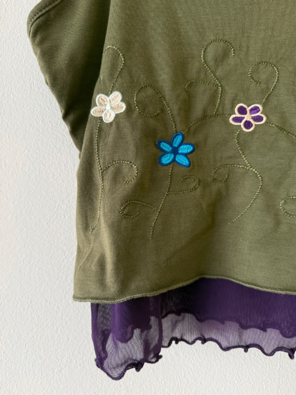 green and purple floral embroidered mesh tank top - Picture 3 of 5